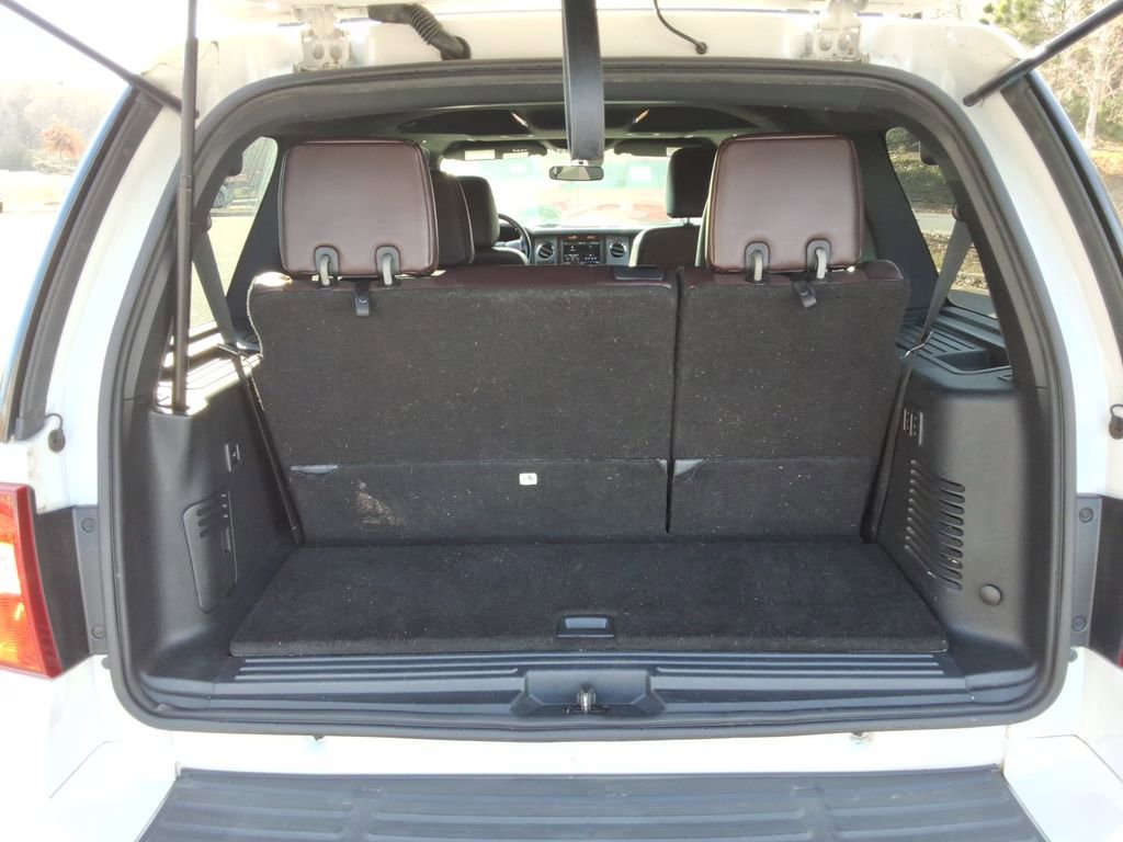 Used 2015 Ford Expedition Platinum image 10