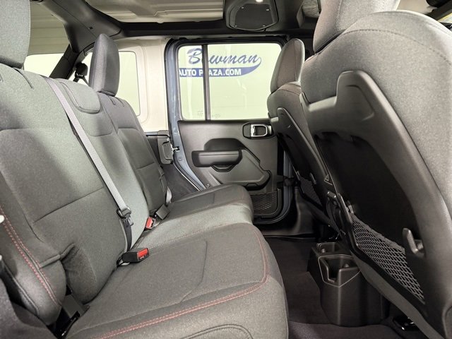 Used 2025 Jeep Wrangler Unlimited Rubicon image 18