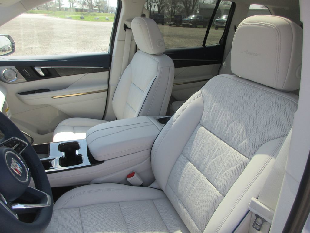 New 2026 Buick Enclave Avenir image 12