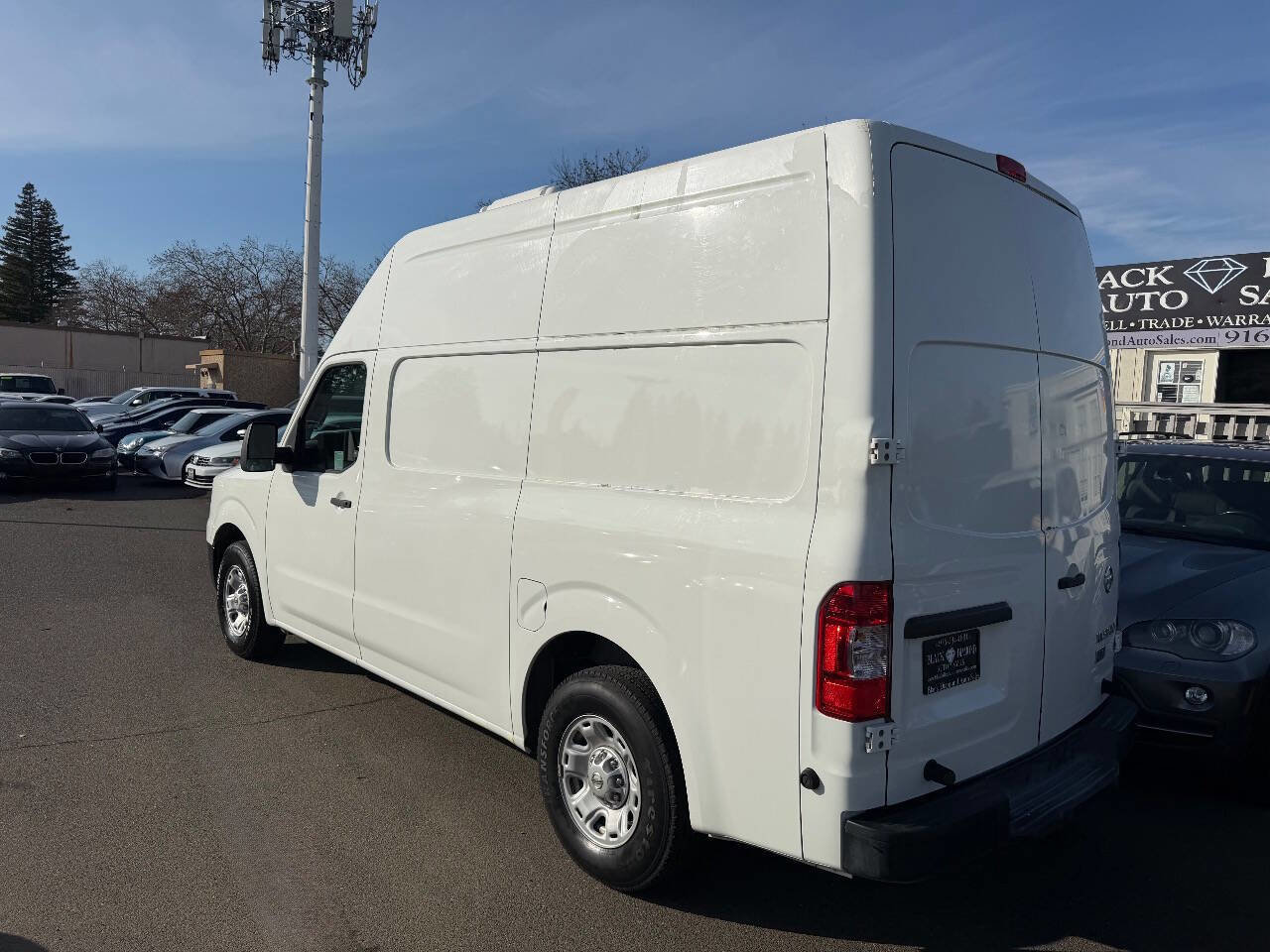 Used 2013 Nissan NV 3500 S w/ PWR Basic Pkg RWD image 10