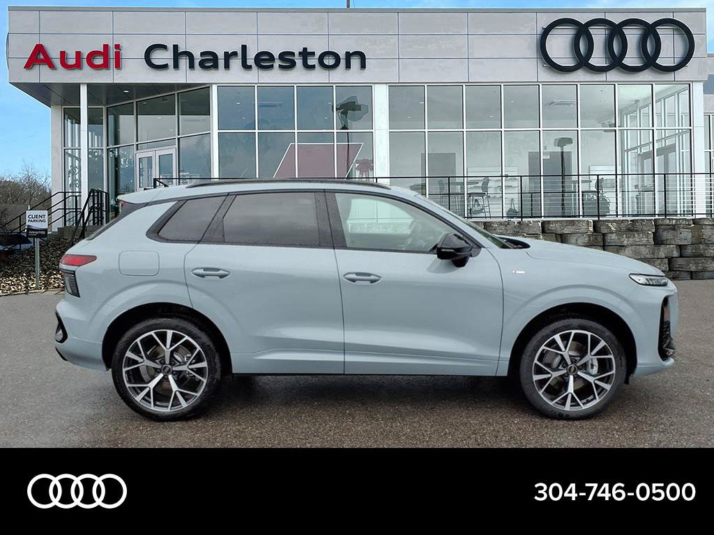 New 2026 Audi Q3 quattro 2.0T AWD/4WD image 2
