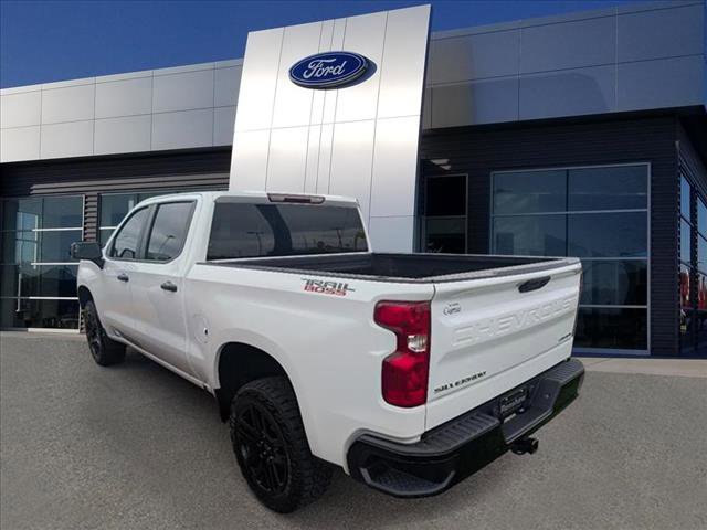 Used 2023 Chevrolet Silverado 1500 Custom Trail Boss image 3