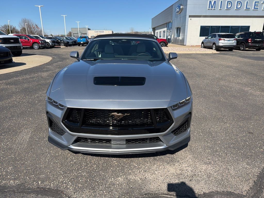 Used 2025 Ford Mustang GT Premium w/ GT Performance Package image 8