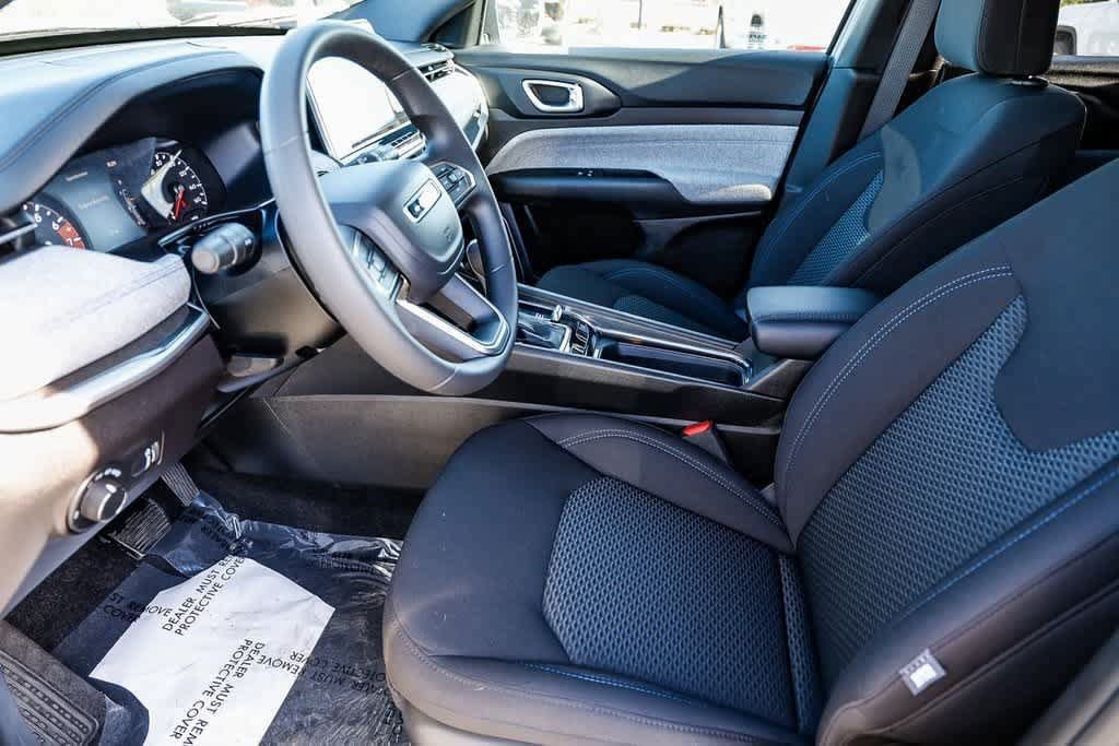 New 2025 Jeep Compass Sport AWD/4WD image 18