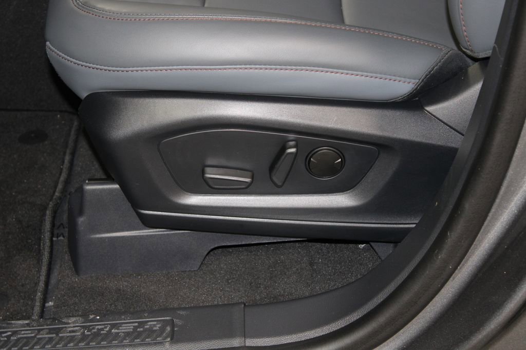New 2026 Ford Explorer Active w/ Active Comfort Package image 20