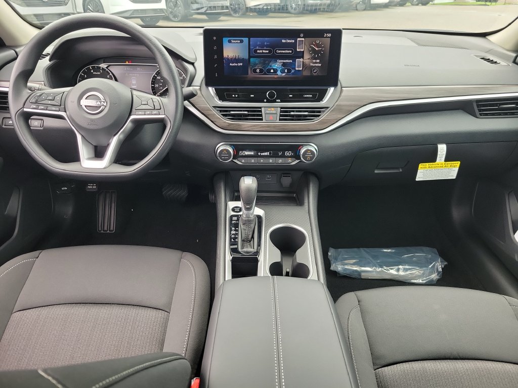 New 2026 Nissan Altima 2.5 SV w/ SV Special Edition Package FWD image 11