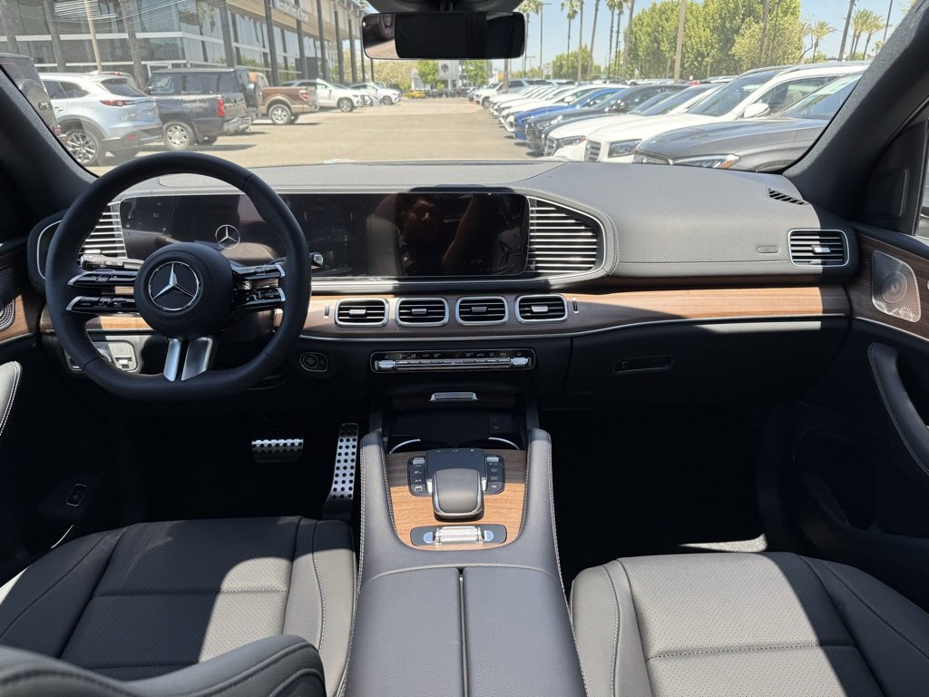 New 2025 Mercedes-Benz GLS 450 4MATIC image 21