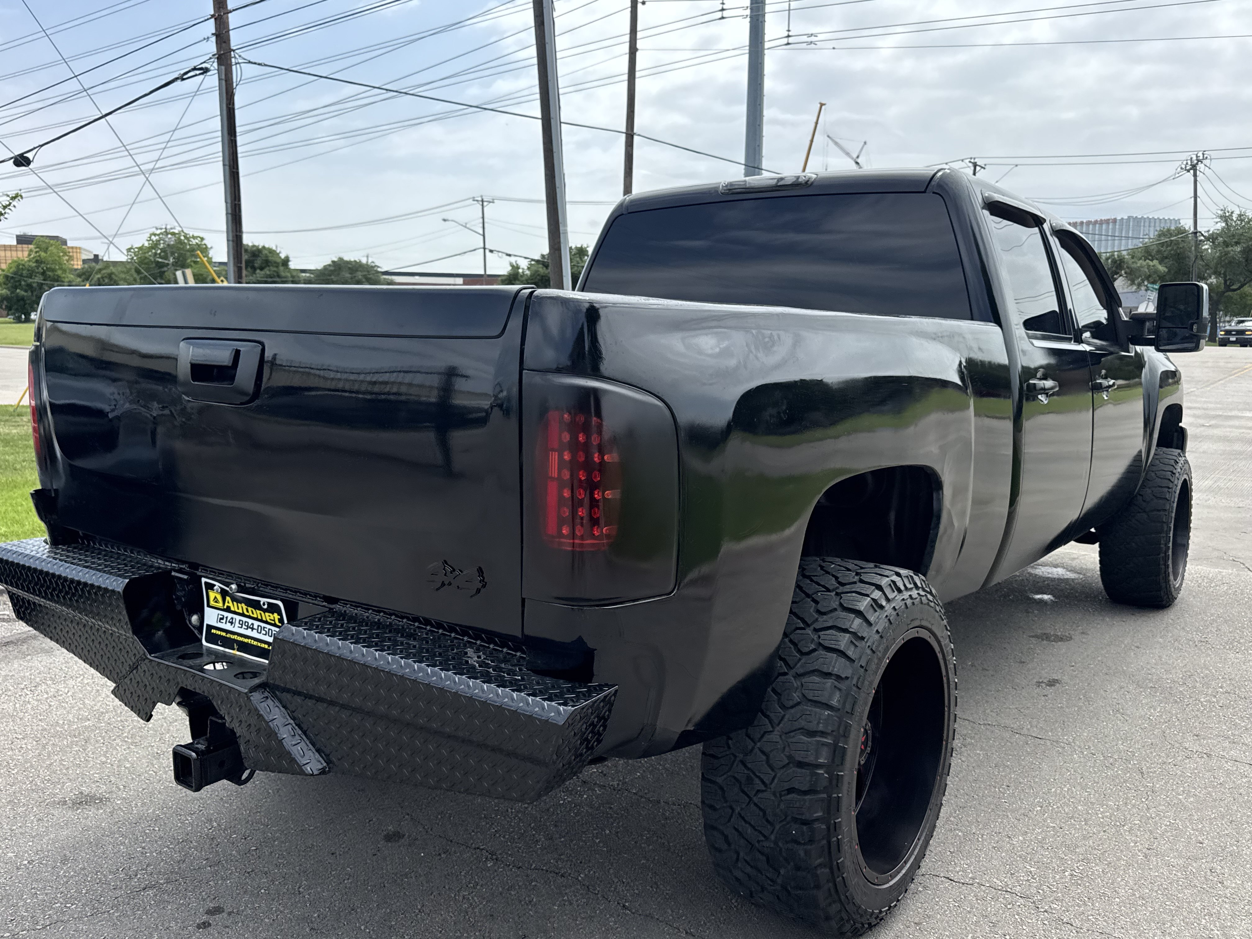 Used 2007 Chevrolet Silverado 2500 LTZ w/ Suspension Package, Off-Road AWD/4WD image 12