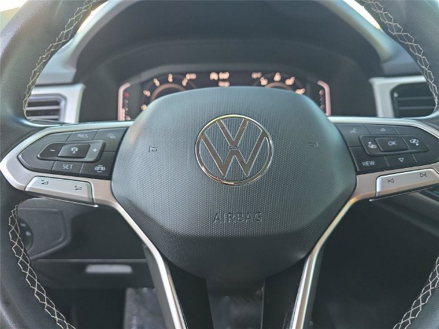 Used 2023 Volkswagen Atlas SE w/ Panoramic Sunroof Package FWD image 23