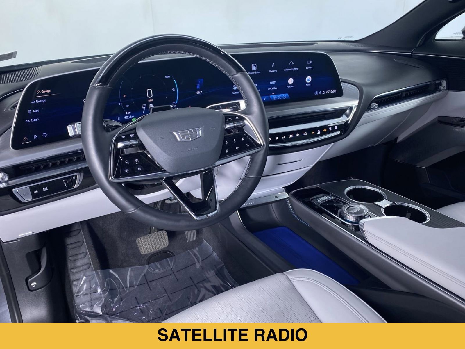 Certified 2023 Cadillac Lyriq 2WD image 2