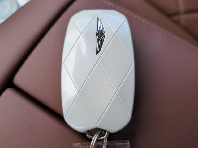 Certified 2025 Genesis GV80 3.5T Prestige AWD/4WD image 25