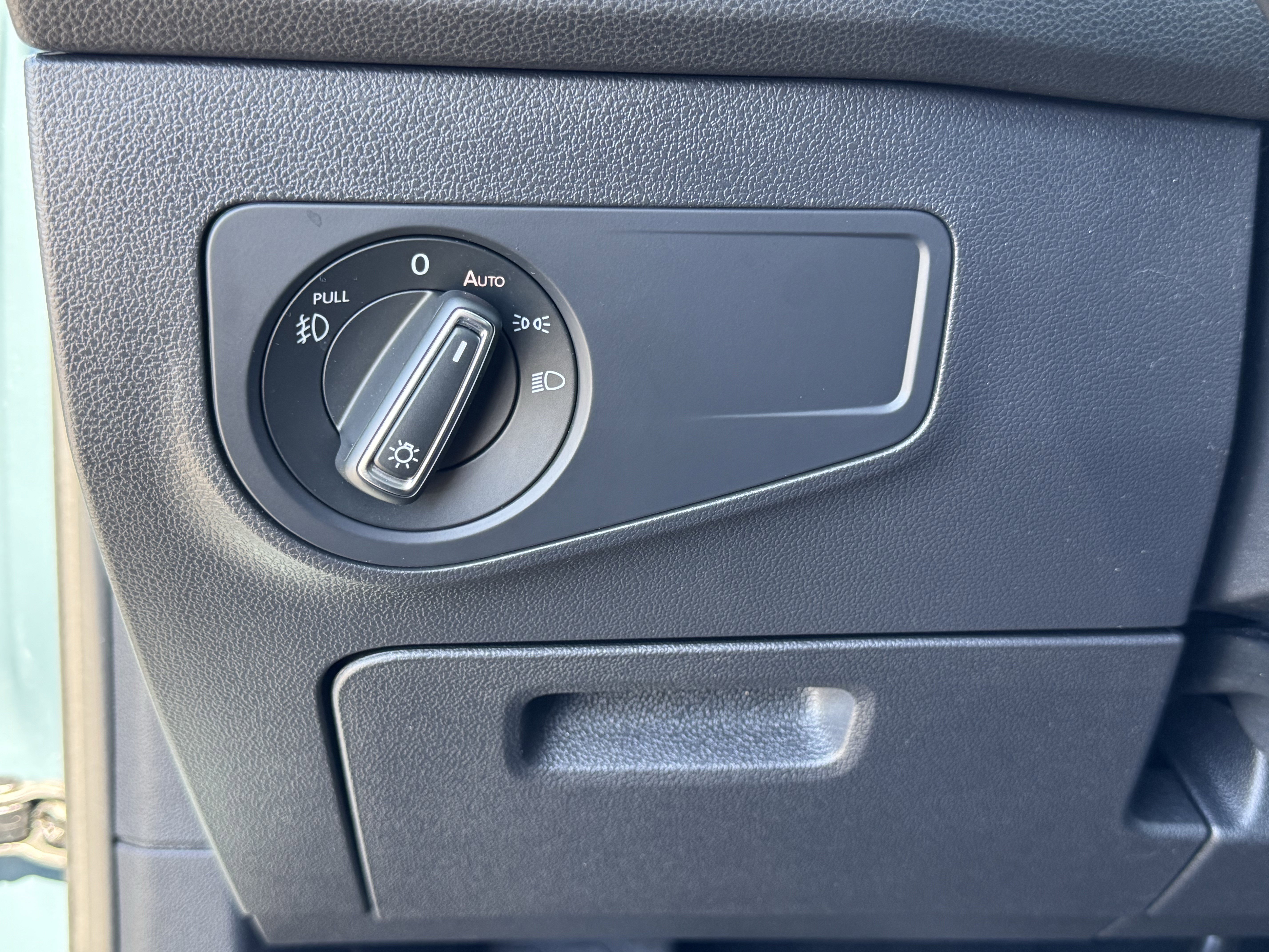 Certified 2021 Volkswagen Tiguan SEL AWD/4WD image 29