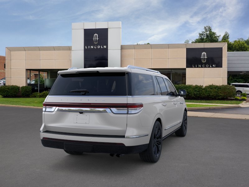 New 2024 Lincoln Navigator L Reserve AWD/4WD image 8