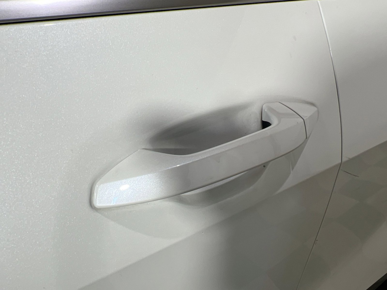 Used 2023 Kia Sportage LX image 12