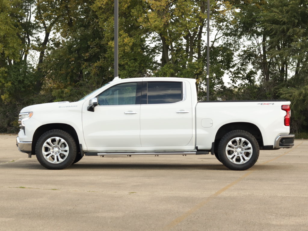 Used 2022 Chevrolet Silverado 1500 LTZ w/ Max Trailering Package AWD/4WD image 4