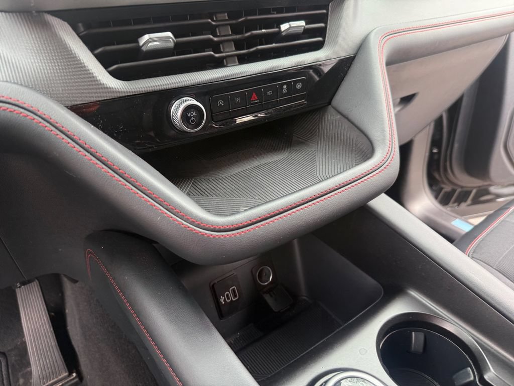 Used 2026 Ford Explorer ST-Line AWD/4WD image 17