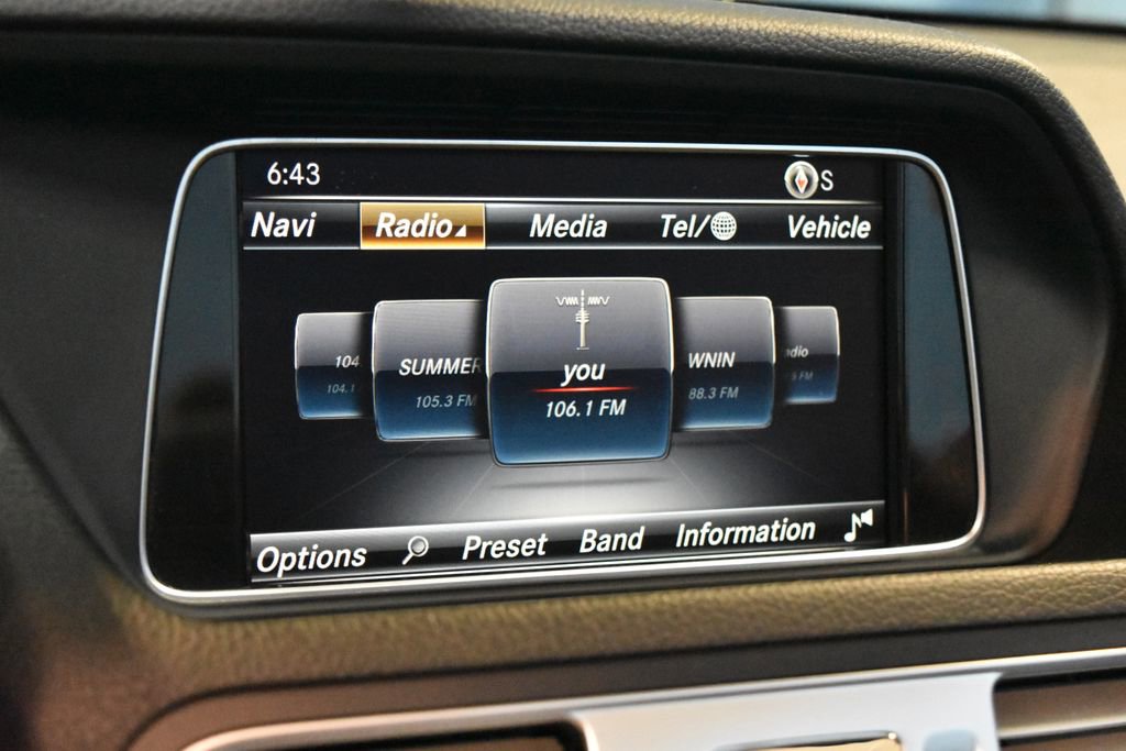 Used 2017 Mercedes-Benz E 400 Cabriolet image 11