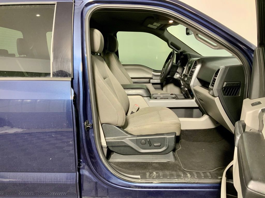 Used 2019 Ford F150 XLT w/ Equipment Group 302A Luxury AWD/4WD image 34