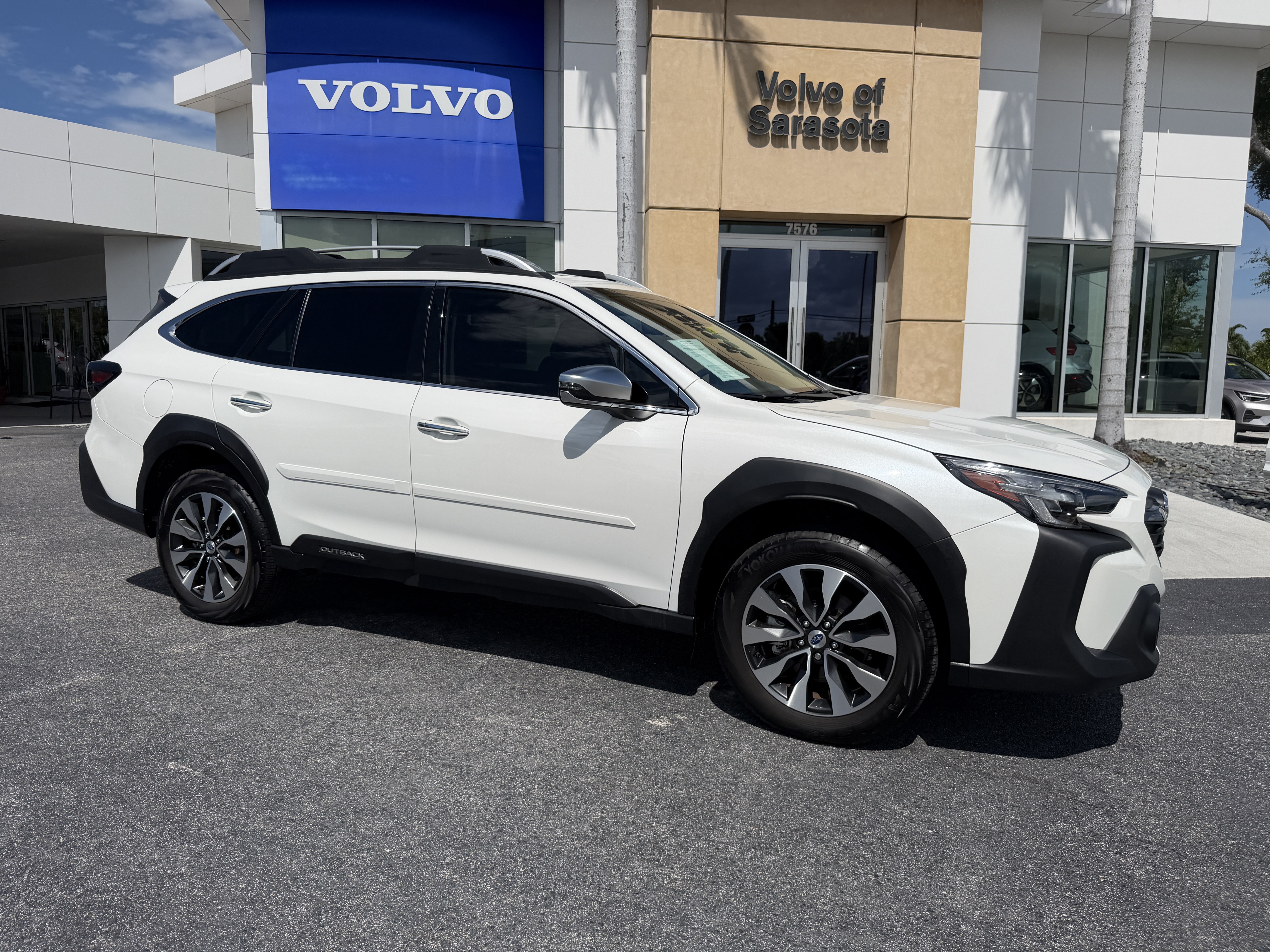 Used 2025 Subaru Outback Touring AWD/4WD video 1