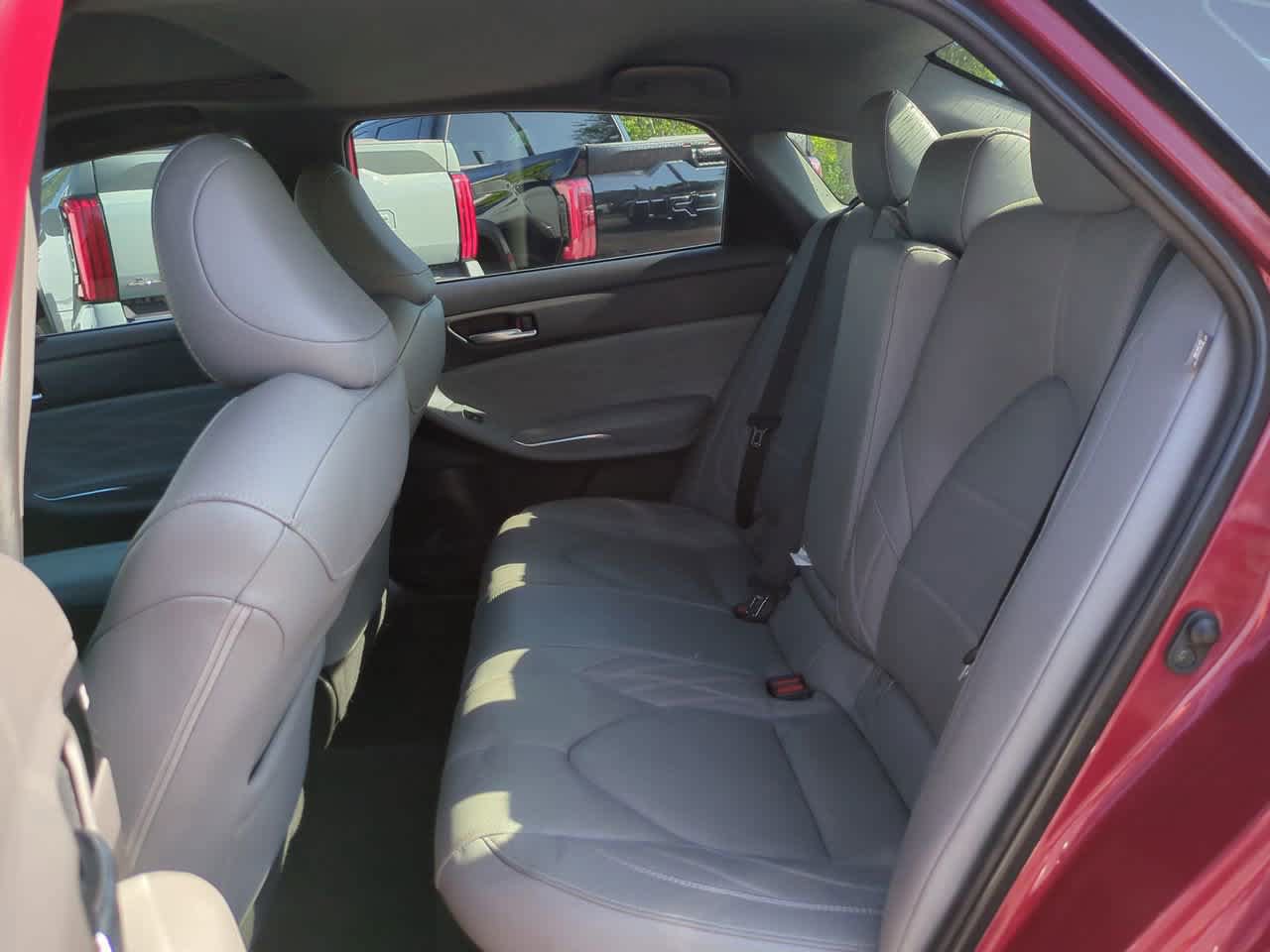 Certified 2020 Toyota Avalon Limited w/ Advanced Safety Package FWD image 13