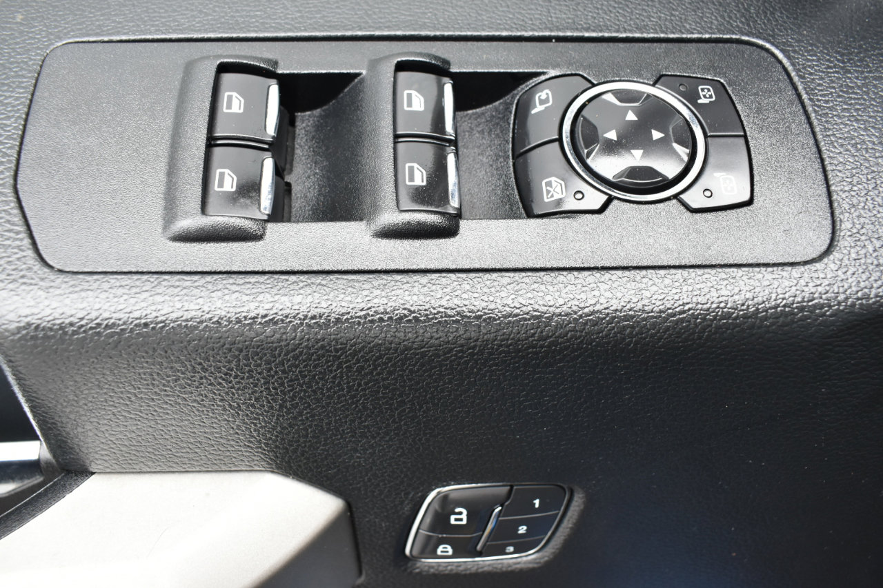 Used 2019 Ford F150 Lariat w/ Equipment Group 502A Luxury image 41