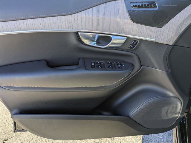 Used 2023 Volvo XC90 T8 Ultimate image 10