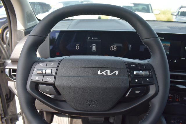 New 2026 Kia Sportage EX w/ EX Panorama Roof Package FWD image 28