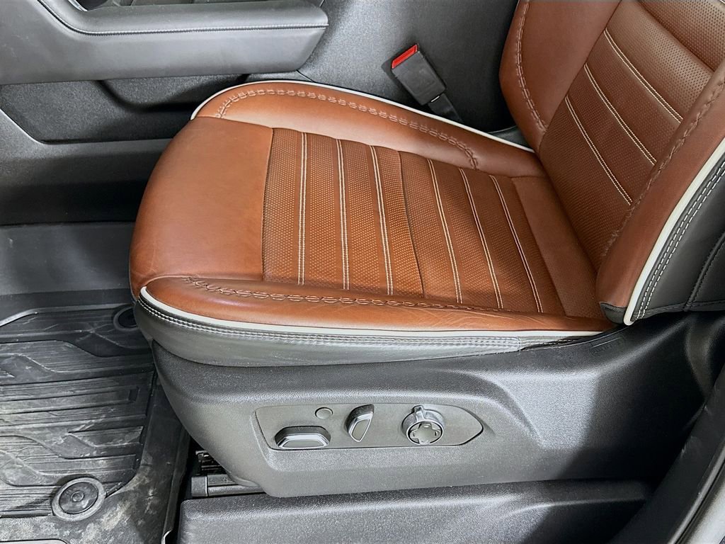 Used 2024 GMC Sierra 2500 Denali Ultimate image 24