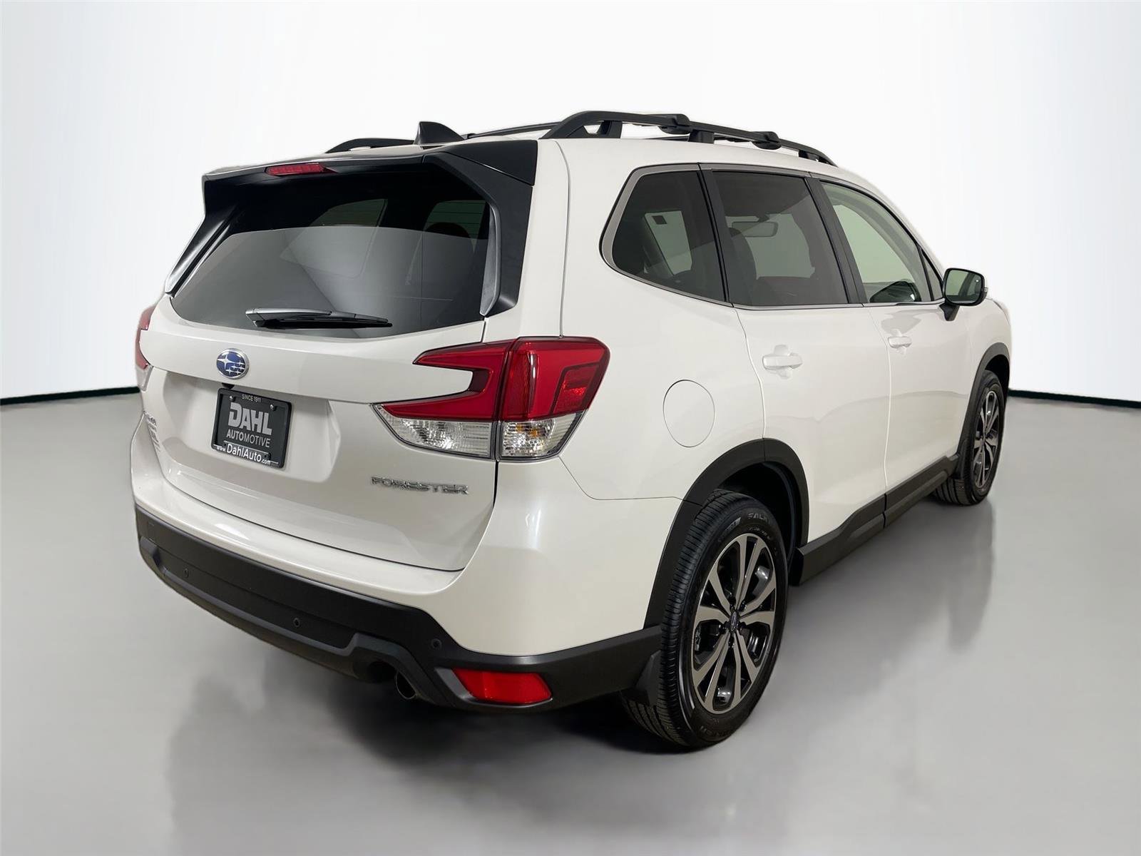 Used 2024 Subaru Forester Limited image 13