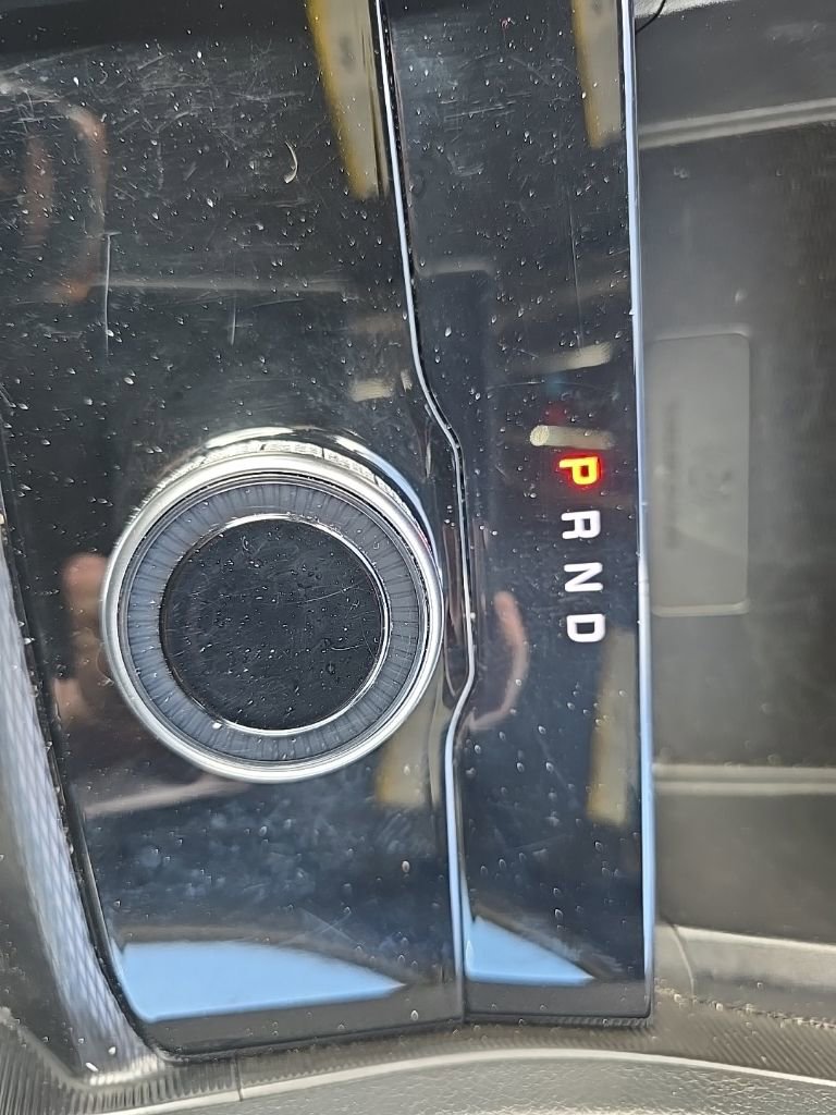 Used 2025 Jeep Grand Cherokee Altitude AWD/4WD image 16