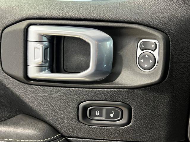 Certified 2022 Jeep Wrangler Unlimited Sahara w/ Cold Weather Group image 37