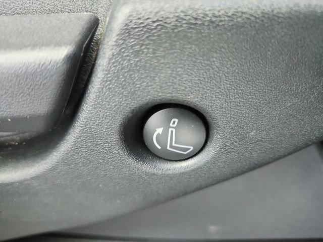 Used 2025 Nissan Pathfinder SL w/ SL Premium Package image 54