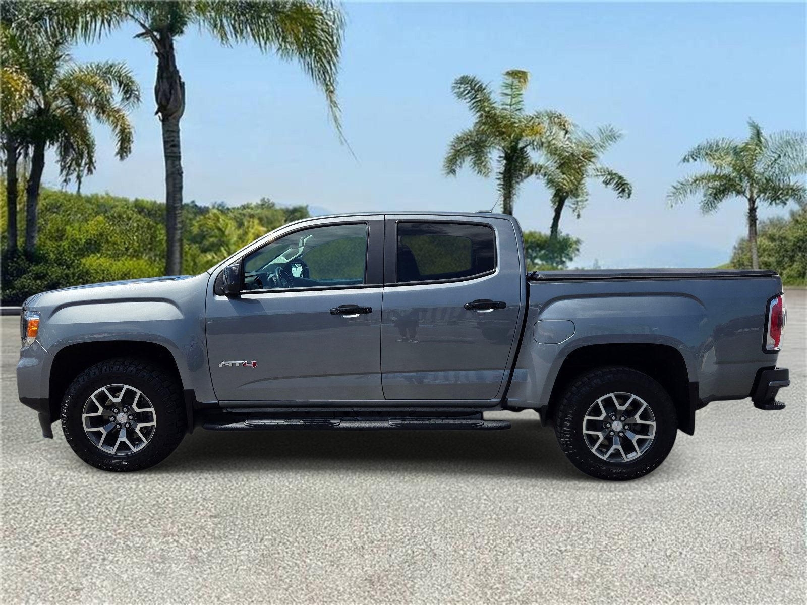 Used 2022 GMC Canyon AT4 w/ Trailering Package AWD/4WD video 2
