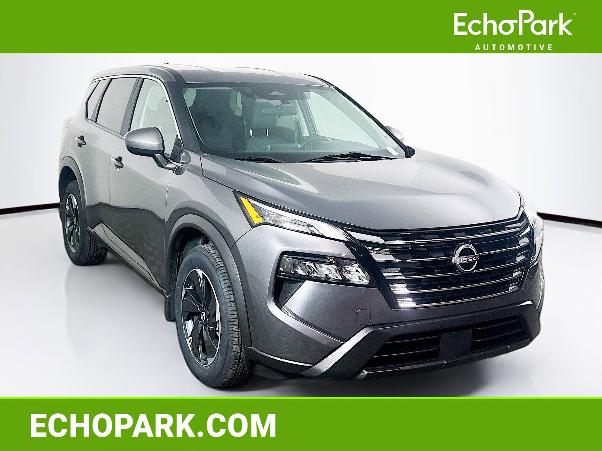 Used 2024 Nissan Rogue SV image 1