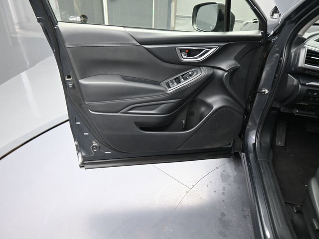 Used 2023 Subaru Forester Premium image 30