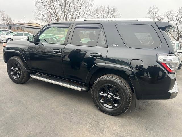 Used 2015 Toyota 4Runner SR5 Premium AWD/4WD image 2
