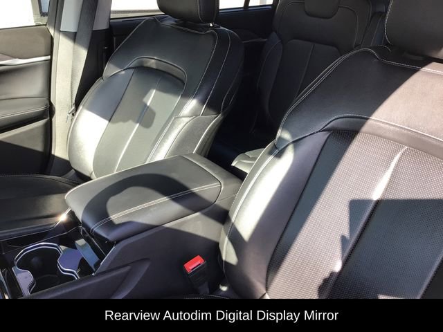 Used 2023 Jeep Grand Cherokee L Limited w/ Luxury Tech Group II RWD image 24