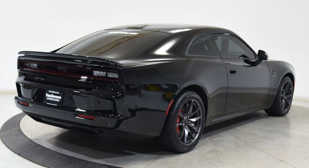 Used 2024 Dodge Charger Daytona Scat Pack w/ Plus Group AWD/4WD image 14