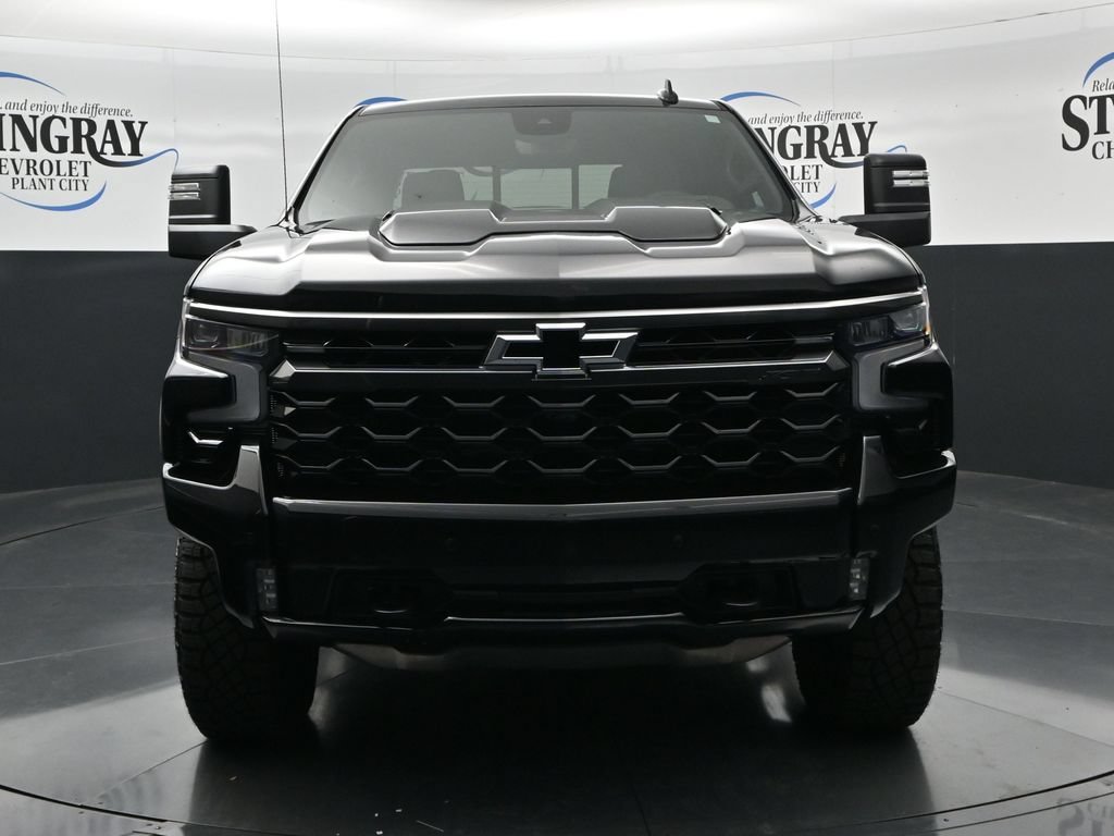 Used 2025 Chevrolet Silverado 1500 ZR2 w/ Technology Package AWD/4WD image 2