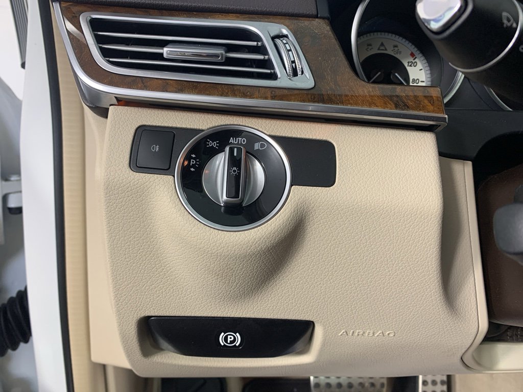 Used 2014 Mercedes-Benz E 350 Sport image 17