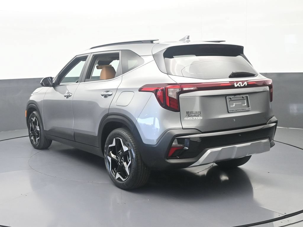 Used 2024 Kia Seltos EX FWD image 4