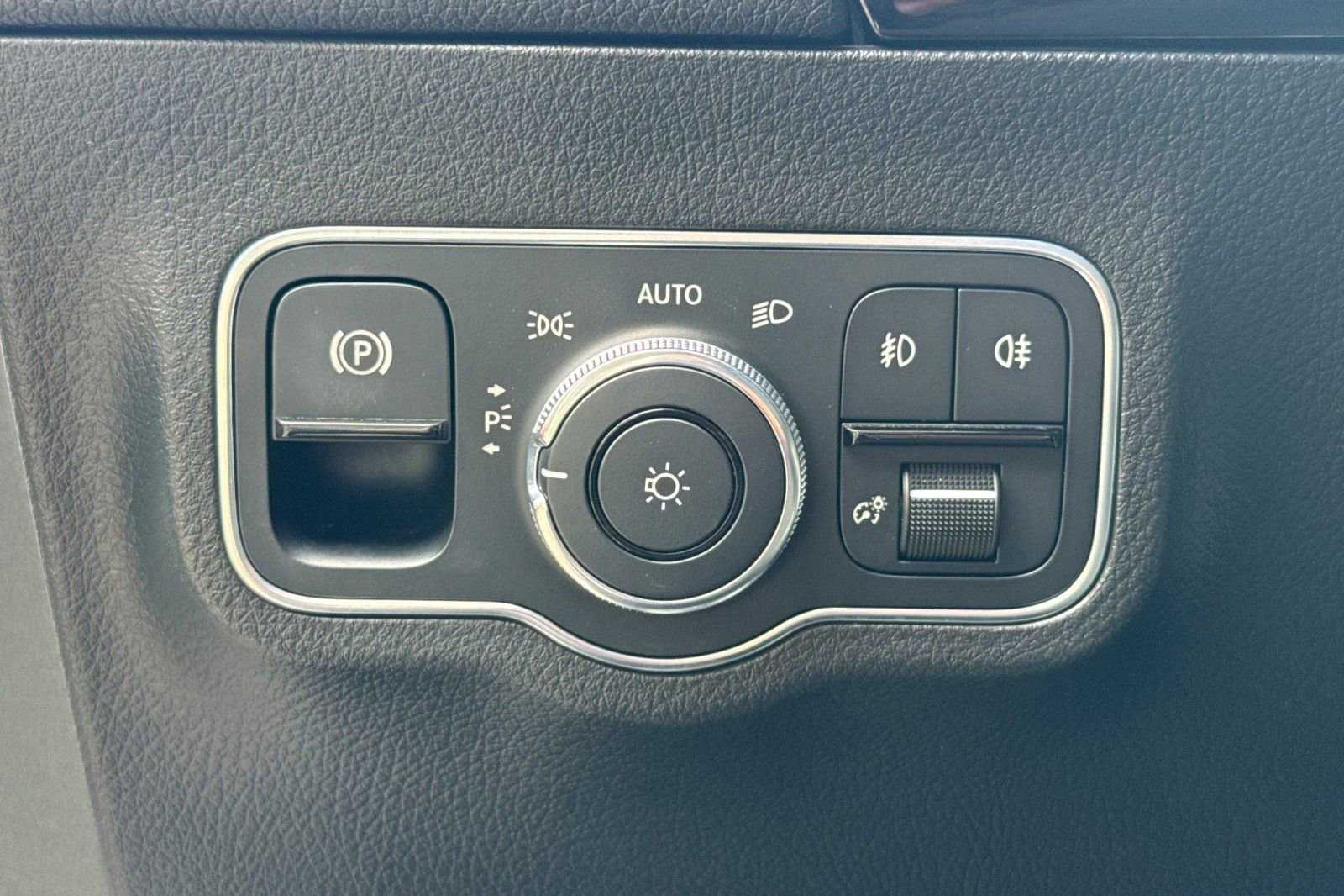 Used 2021 Mercedes-Benz GLA 250 image 31