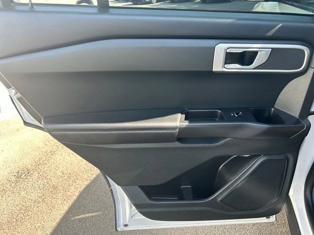 Used 2023 Ford Explorer 4WD image 38