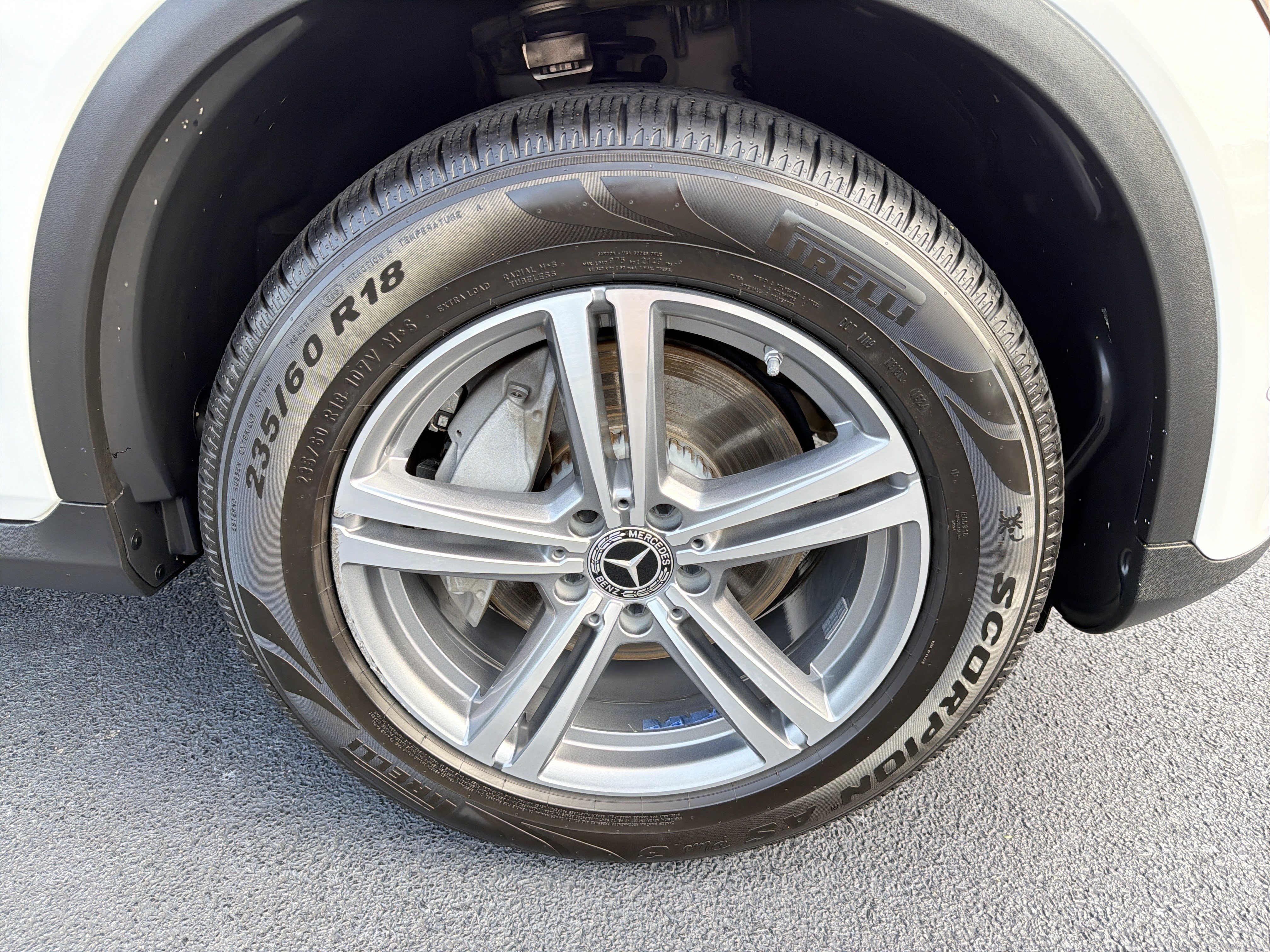 Used 2022 Mercedes-Benz GLC 300 image 27
