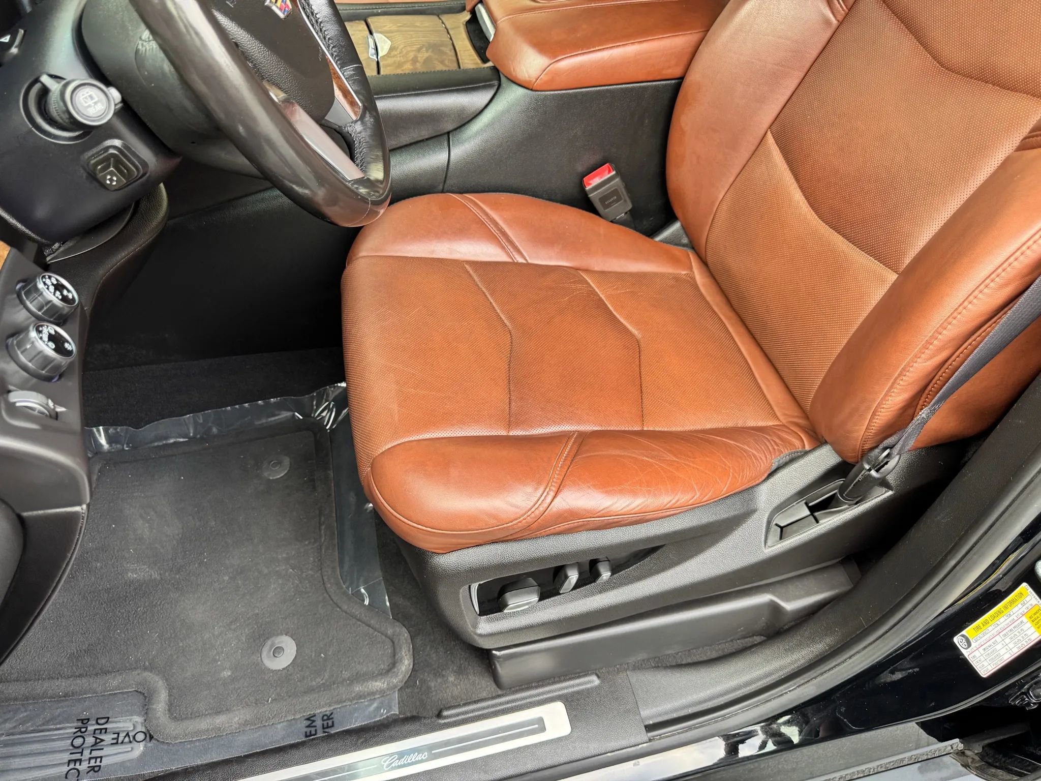 Used 2016 Cadillac Escalade Premium image 13