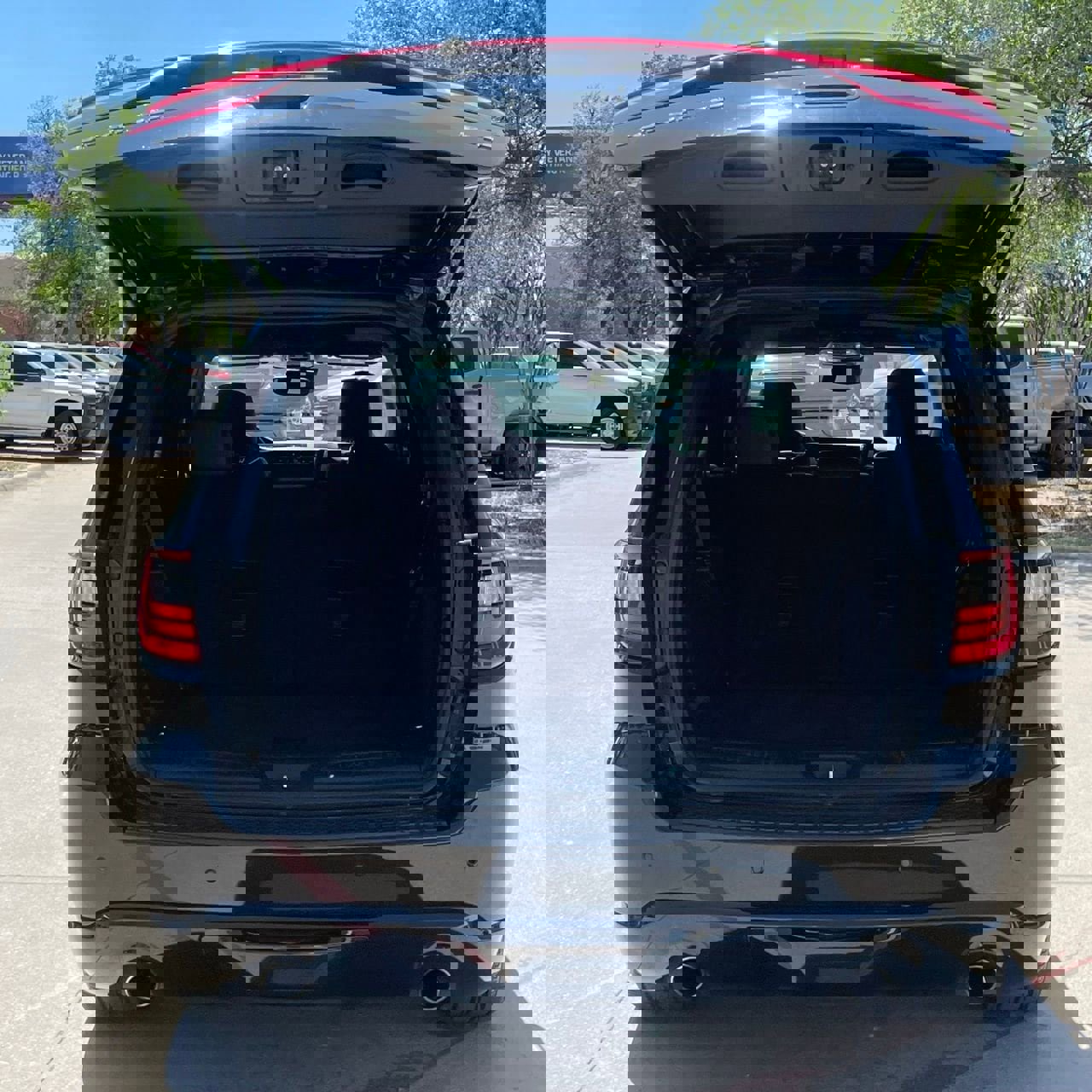 Used 2025 Dodge Durango GT image 27