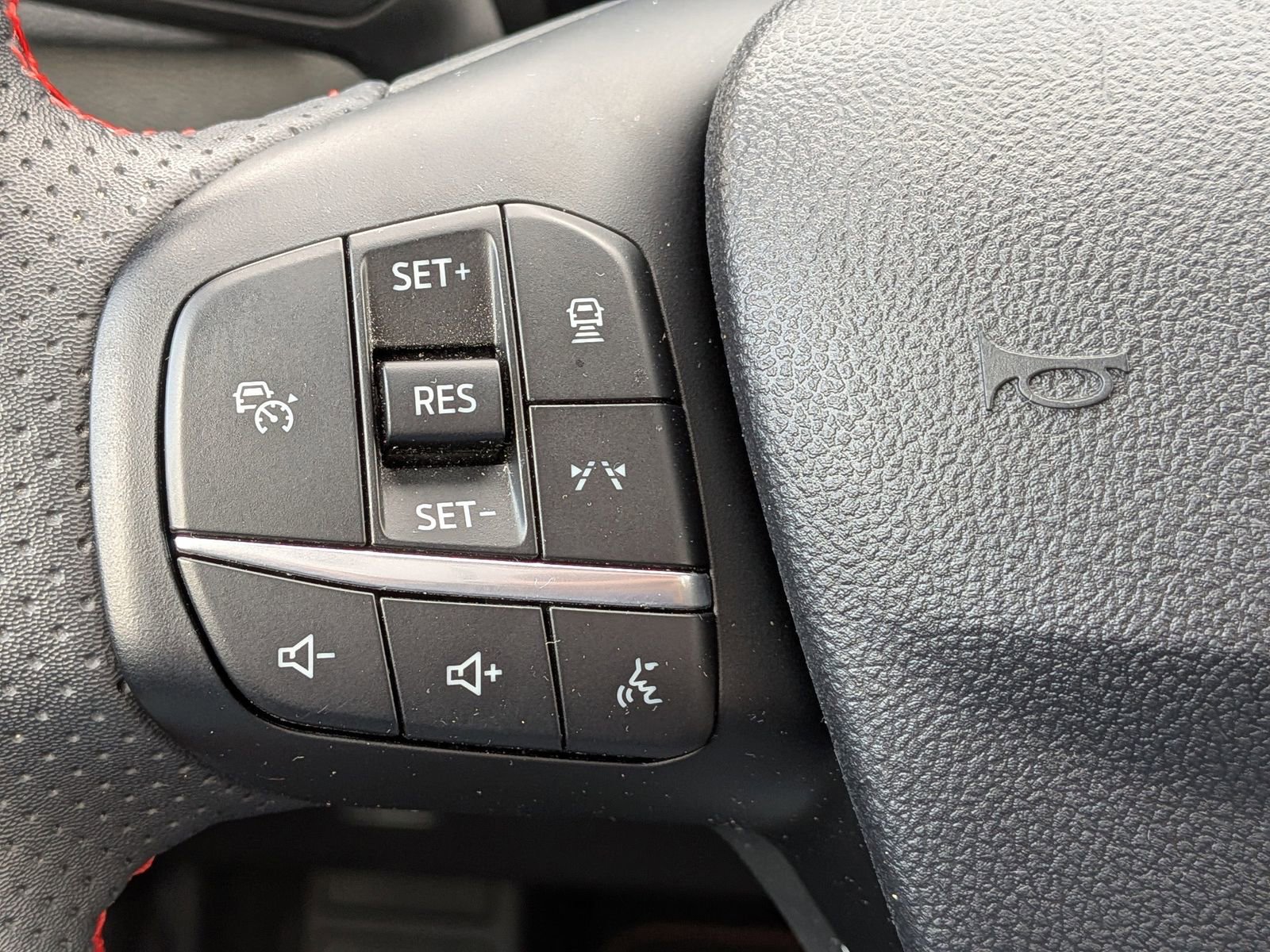 Certified 2023 Ford Escape ST-Line Select w/ Tech Pack #1 AWD/4WD image 29