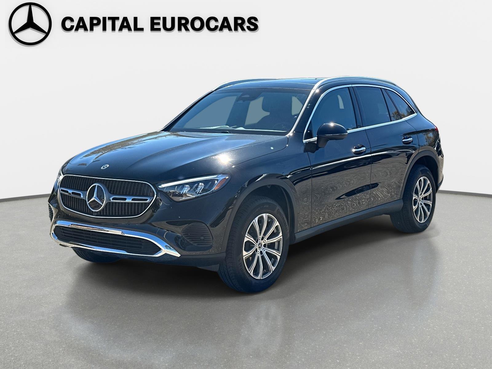 Used 2026 Mercedes-Benz GLC 300 image 1