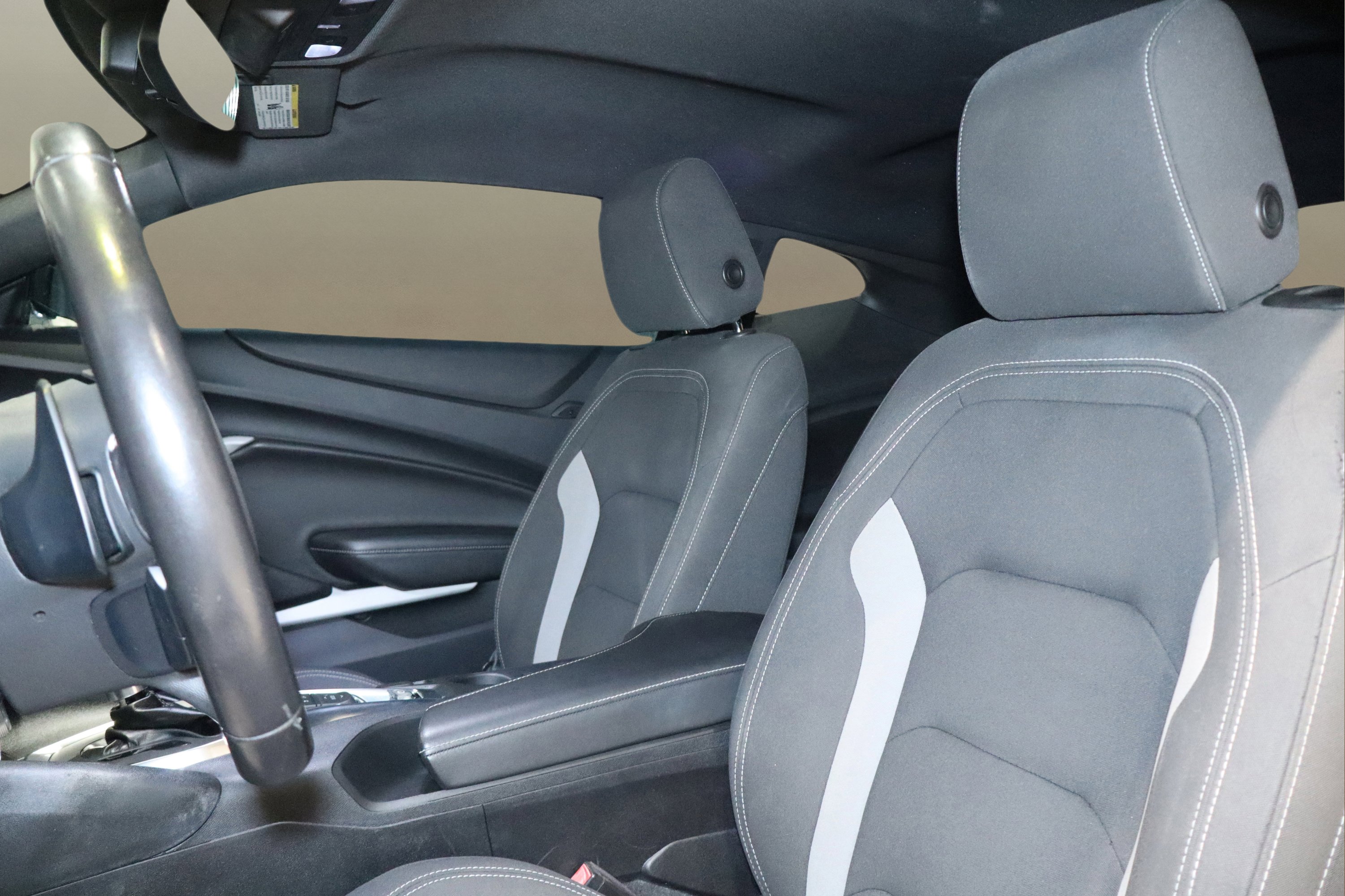 Used 2020 Chevrolet Camaro LT image 12