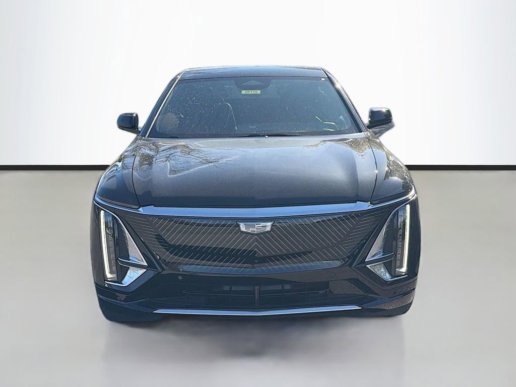 New 2026 Cadillac Lyriq Luxury image 2